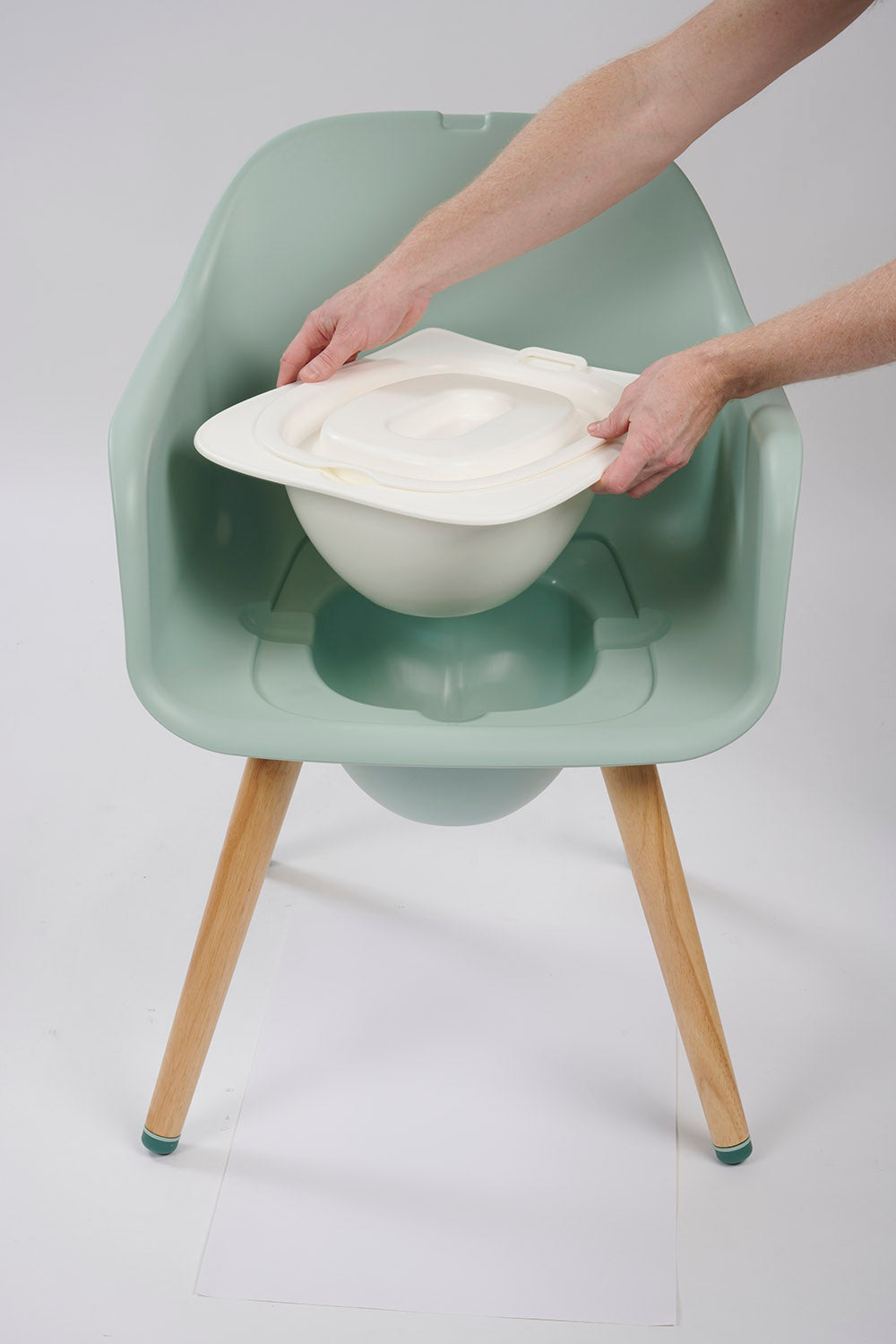 Spryly Commode
