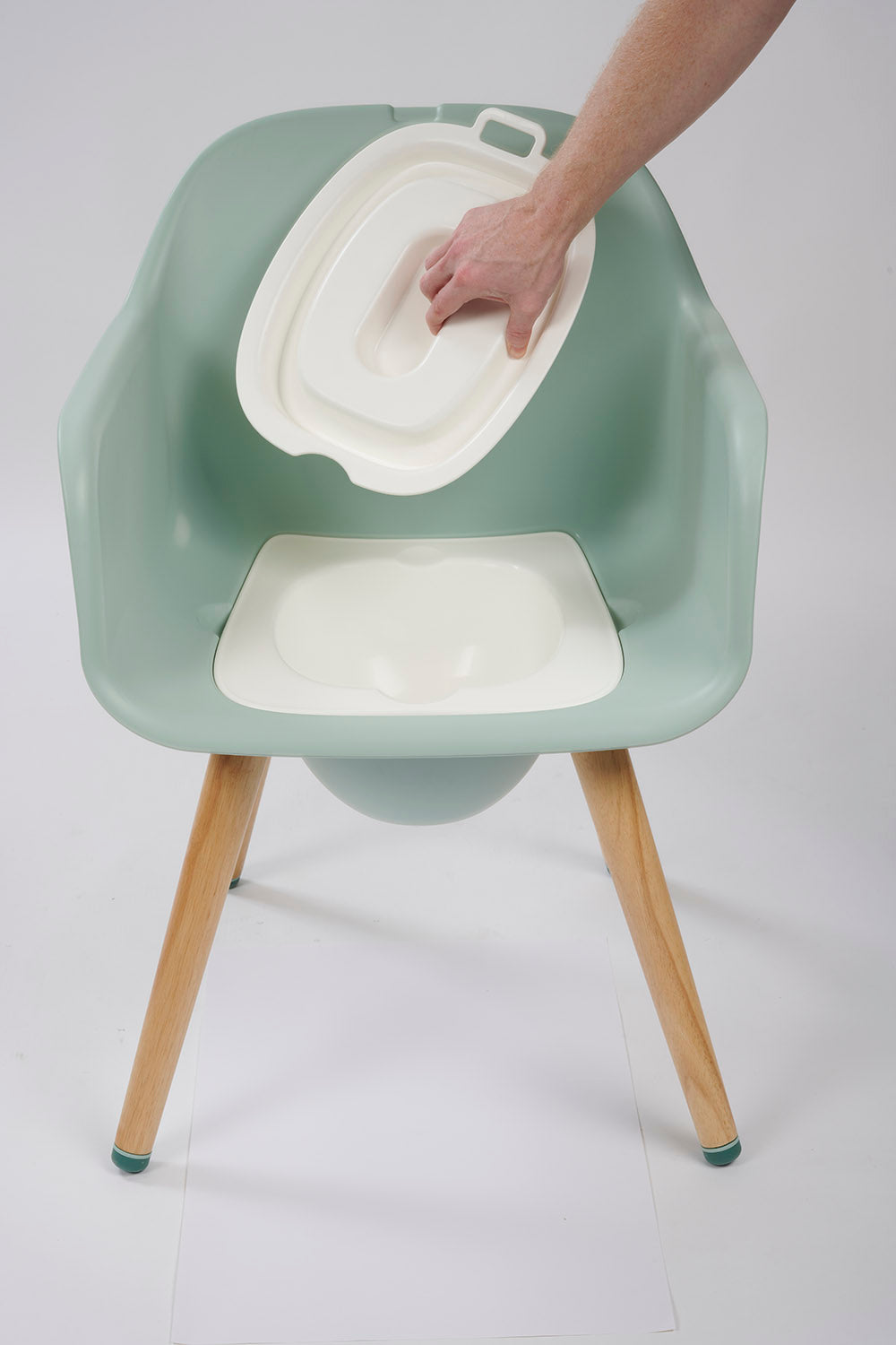 Spryly Commode